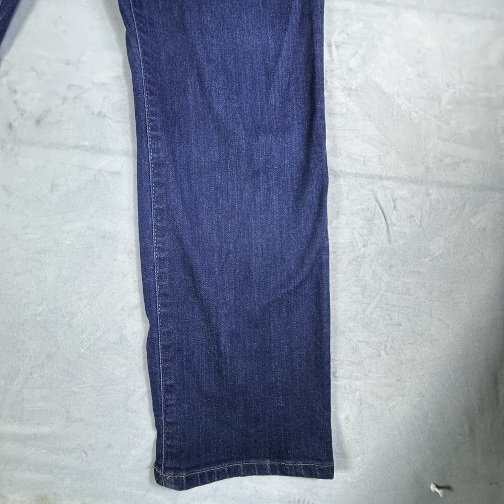 St. John's Bay Straight Leg Jeans Womens Blue Denim Mid Rise Stretch Comfort‎ 16 - Picture 13 of 16